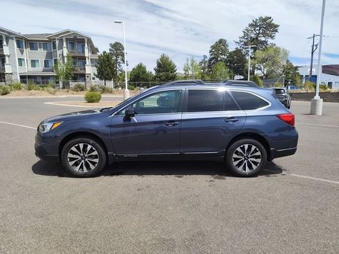 Used 2017 Subaru Outback 2.5i Limited AWD/4WD image 6