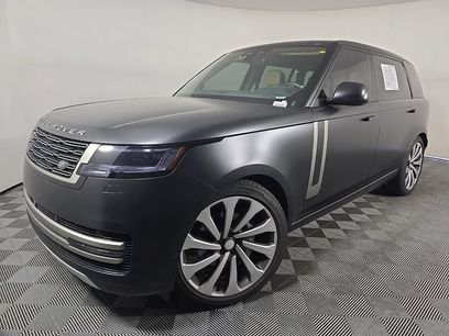 Used 2025 Land Rover Range Rover Long Wheelbase SE