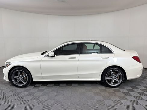 Used 2015 Mercedes-Benz C 300 4MATIC Sedan image 2