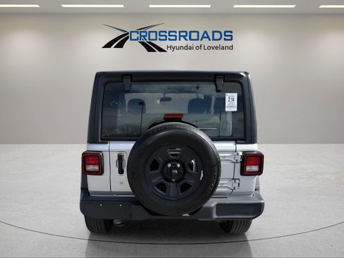 Used 2023 Jeep Wrangler Sport image 12