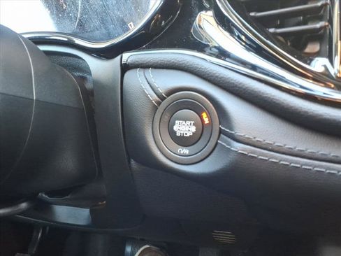 Used 2021 Dodge Durango GT image 26