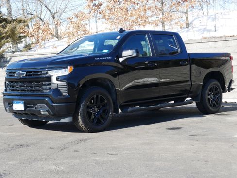 Certified 2025 Chevrolet Silverado 1500 RST AWD/4WD image 1