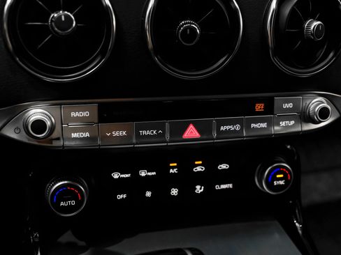Used 2019 Kia Stinger GT AWD/4WD image 27