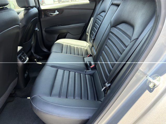 Used 2023 Kia Forte GT-Line w/ GT-Line Premium Package FWD image 16