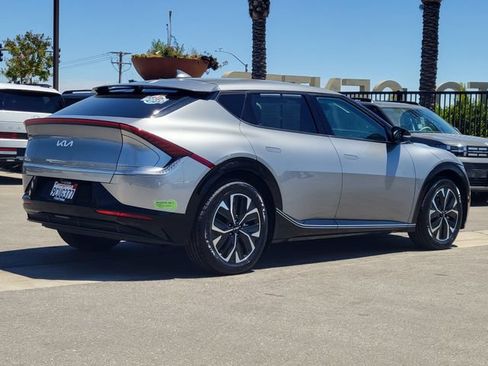 Used 2022 Kia EV6 Wind RWD image 4