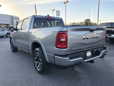 Used 2025 RAM 1500 Laramie image 8