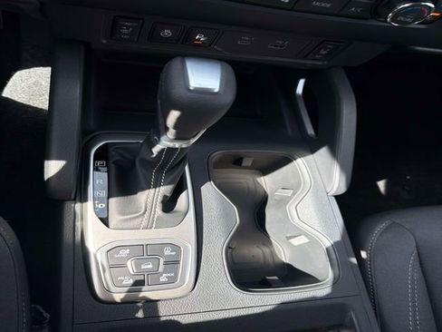 New 2026 Nissan Frontier SV AWD/4WD image 24