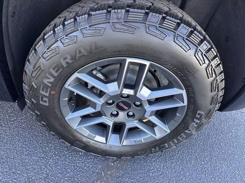 New 2026 GMC Terrain AT4 w/ LPO, Floor Liner Package image 15