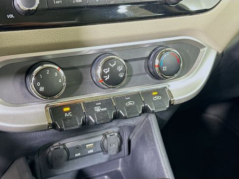 Used 2017 Kia Rio LX image 21