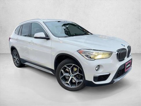 Used 2018 BMW X1 xDrive28i w/ Convenience Package image 3