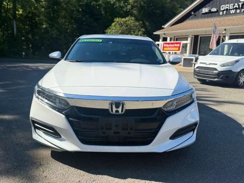 Used 2018 Honda Accord LX image 2