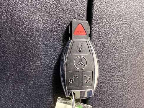 Used 2018 Mercedes-Benz GLS 450 4MATIC image 43