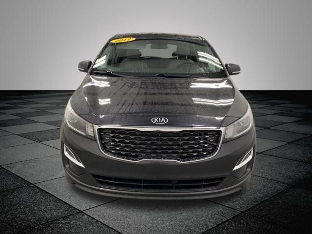 Used 2019 Kia Sedona LX FWD image 2