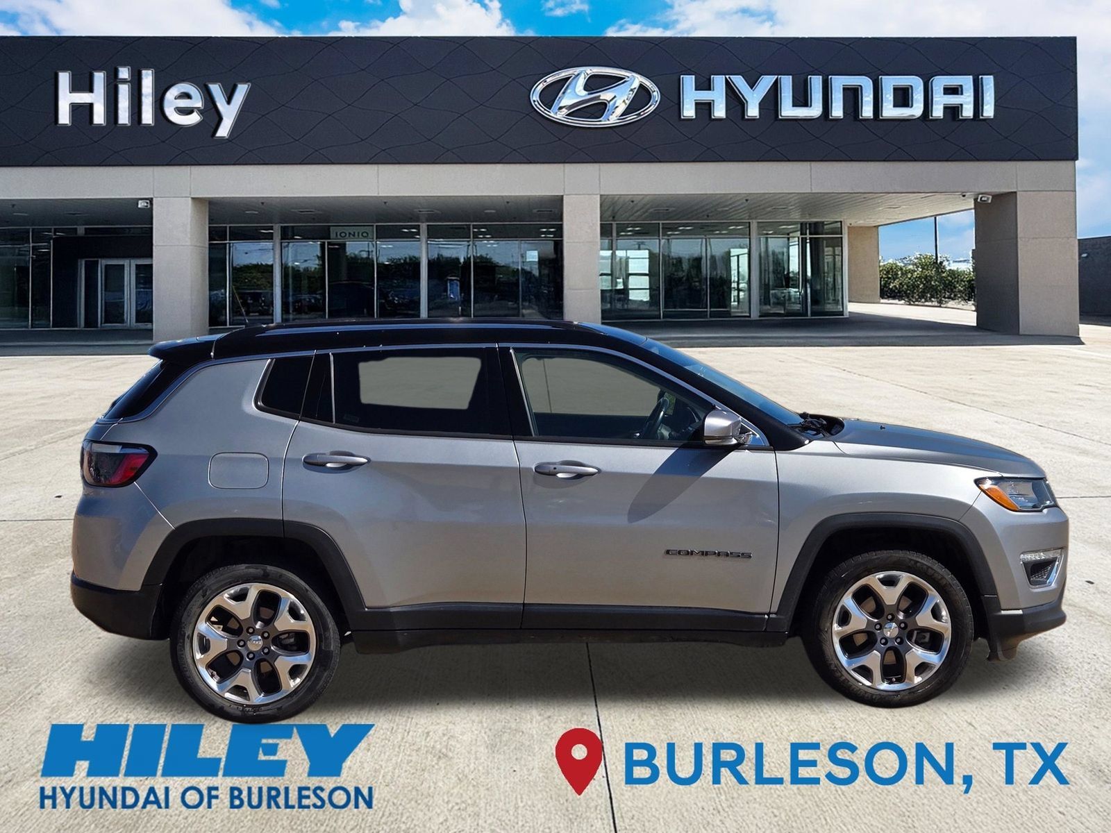 Used 2021 Jeep Compass Limited w/ Elite Interior Group AWD/4WD image 3