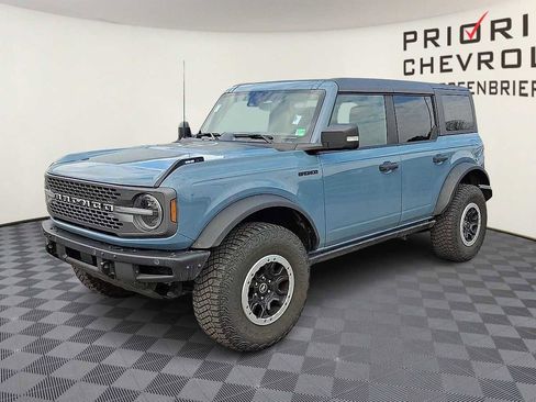 Used 2023 Ford Bronco Badlands image 4