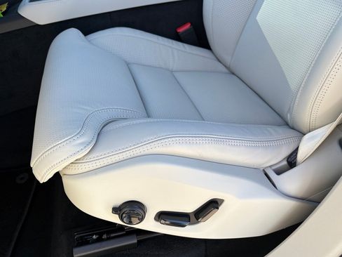 New 2026 Volvo XC90 T8 Ultra w/ Protection Package Premier image 21