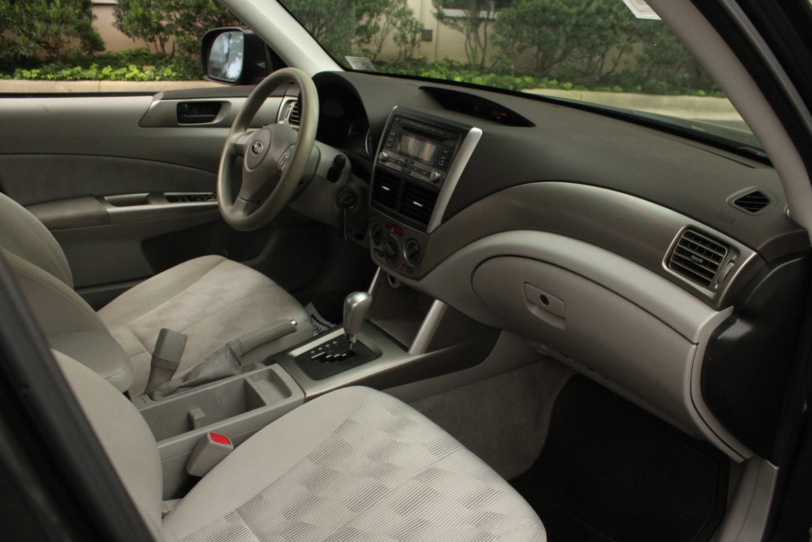 Used 2010 Subaru Forester 2.5X AWD/4WD image 24