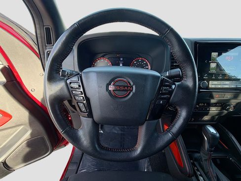 Used 2022 Nissan Frontier PRO-4X w/ Technology Package image 36