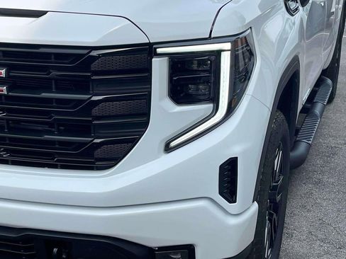 New 2026 GMC Sierra 1500 Elevation w/ Elevation Select Package AWD/4WD image 9
