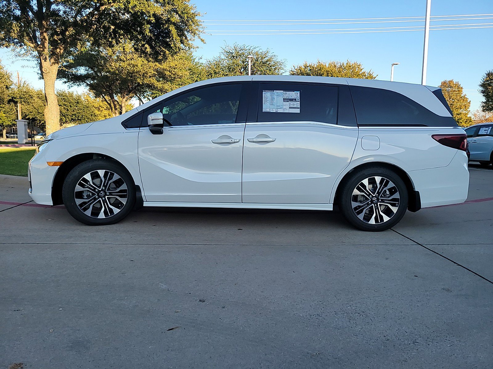 New 2026 Honda Odyssey Elite image 6