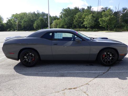 Used 2018 Dodge Challenger R/T Plus RWD image 4