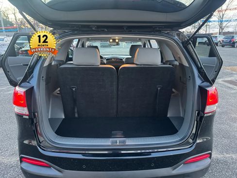 Used 2016 Kia Sorento EX image 16