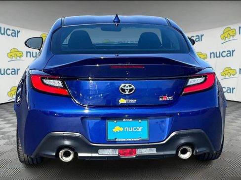 Used 2024 Toyota GR86 Premium w/ Performance Package image 5