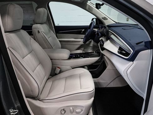New 2026 Buick Enclave Avenir w/ Super Cruise Package AWD/4WD image 23