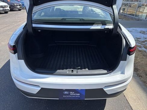 Used 2024 Toyota Crown XLE image 7