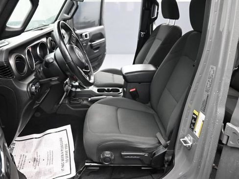 Used 2022 Jeep Wrangler Unlimited Sport AWD/4WD image 12