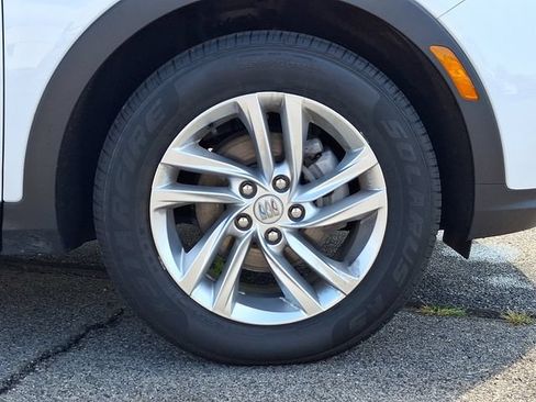 Used 2024 Buick Envista Preferred w/ Convenience I Package FWD image 9