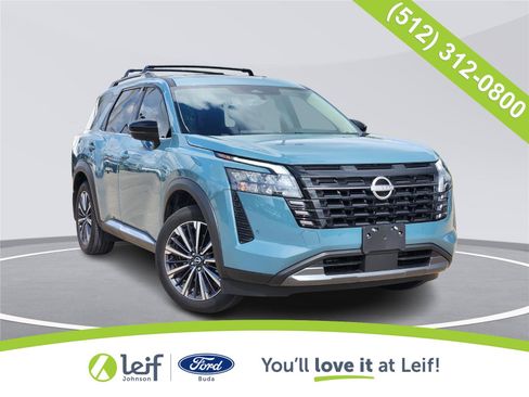 Used 2026 Nissan Pathfinder Platinum w/ Cargo Package FWD image 1