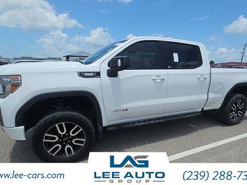 Used 2021 GMC Sierra 1500 AT4 w/ AT4 Preferred Package AWD/4WD image 1
