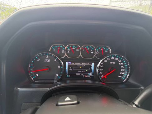 Used 2018 Chevrolet Silverado 1500 High Country image 9