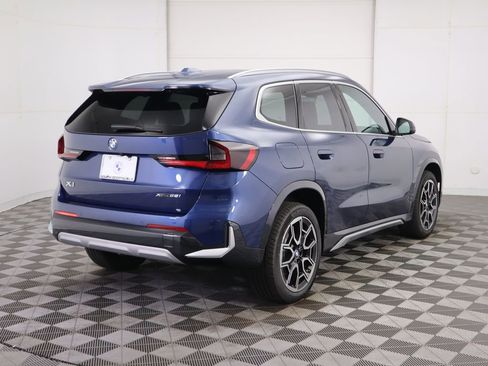 Used 2025 BMW X1 xDrive28i w/ Premium Package image 6