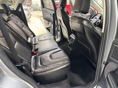 Used 2023 Ford Edge Titanium w/ Equipment Group 301A AWD/4WD image 18