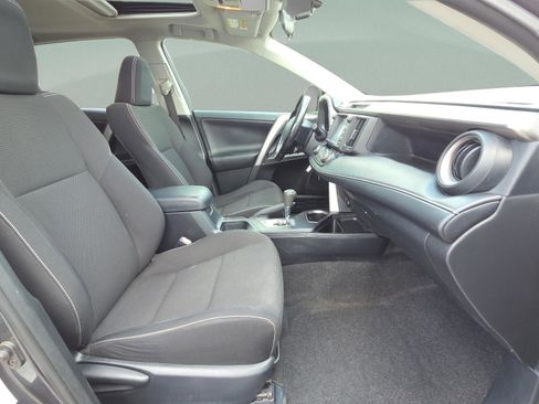 Used 2016 Toyota RAV4 XLE FWD image 15
