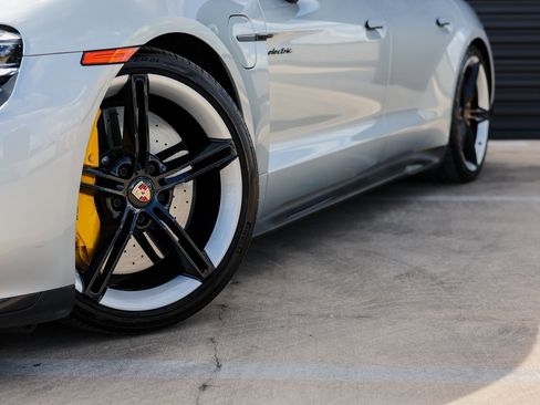 Certified 2021 Porsche Taycan Turbo S image 12