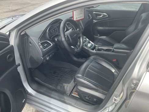 Used 2015 Chrysler 200 C w/ Navigation & Sound Group I image 9