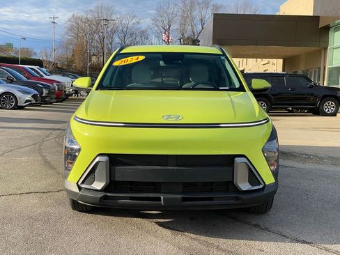 Used 2024 Hyundai Kona SEL FWD image 2
