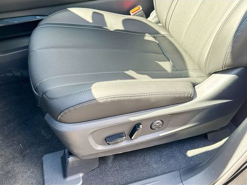 Certified 2026 INFINITI QX60 Luxe w/ Cargo Package FWD image 21