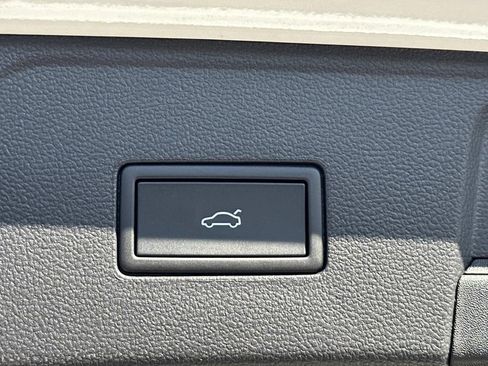 New 2026 Volkswagen Atlas SEL AWD/4WD image 7