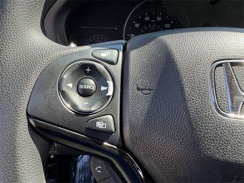 Used 2022 Honda HR-V EX image 16