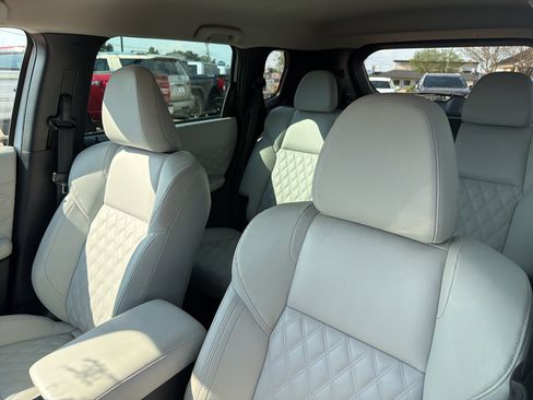 Used 2022 Mitsubishi Outlander SEL AWD/4WD image 28