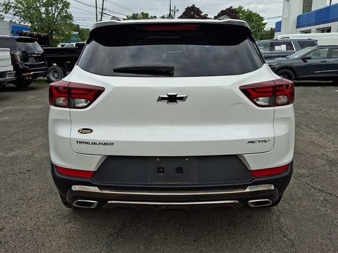 Used 2023 Chevrolet TrailBlazer ACTIV w/ Technology Package FWD image 7