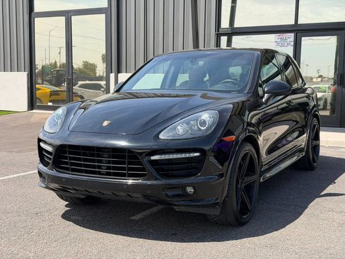 Used 2014 Porsche Cayenne GTS AWD/4WD image 1