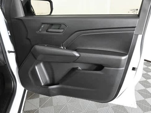 Used 2023 Chevrolet Colorado Trail Boss w/ Technology Package image 10