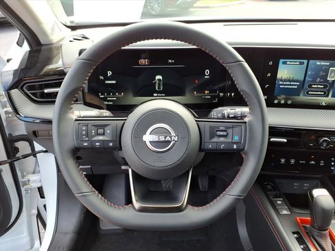 New 2026 Nissan Kicks SR image 12