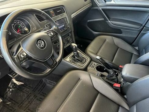 Used 2017 Volkswagen Golf Alltrack SE AWD/4WD image 10