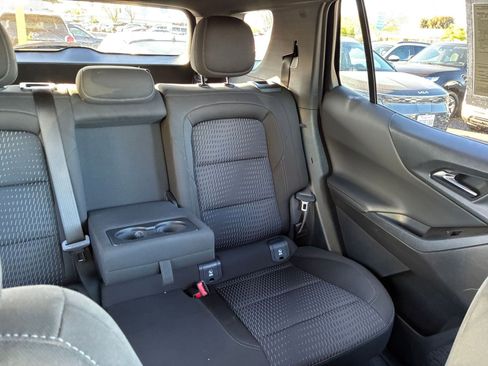 Used 2025 Chevrolet Equinox LT image 36